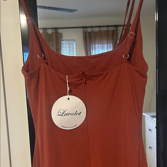 Chic Rust Mini Dress with Ruffle Hem - Picture 2 of 2